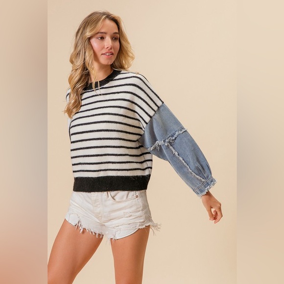 BiBi Black and White Striped Sweater Denim Sleeves Oversized Size M New - Picture 5 of 6